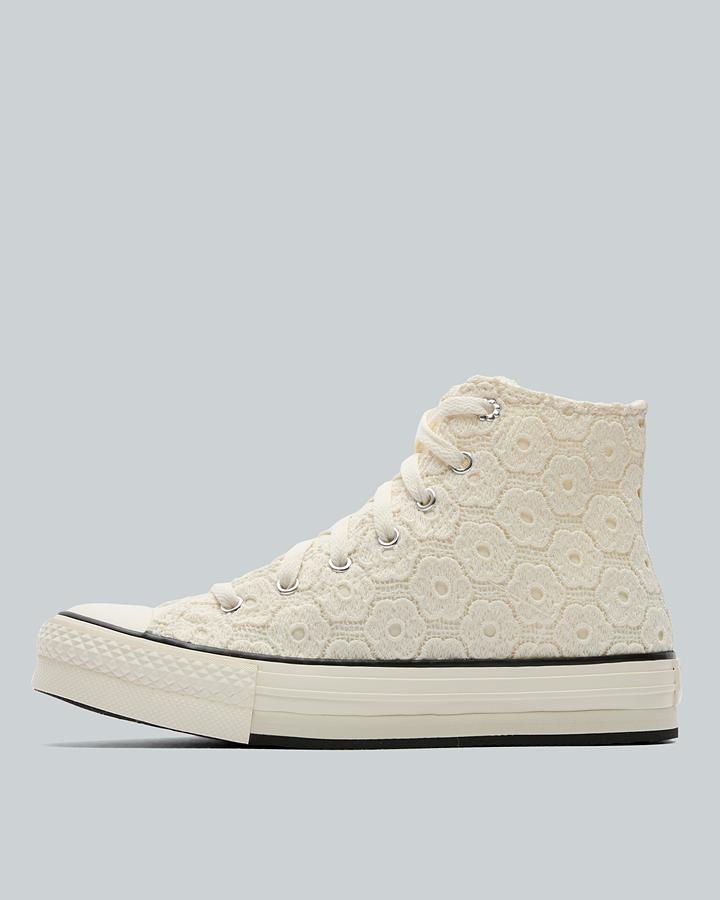 Converse Junior Chuck Taylor All Star Hi Lift Eva Trainer White, Kids size: 4.5, FootAsylum