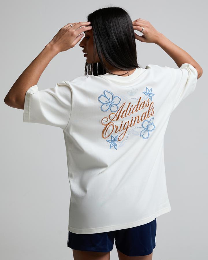 Adidas Originals Womens Summer Glow Flower Graphic T-Shirt Beige, Women's size: M, FootAsylum