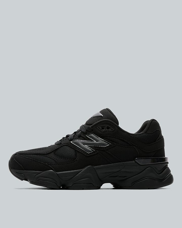 New Balance Junior 9060 Trainer Black, Kids size: 5.5, FootAsylum