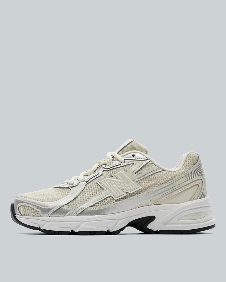 New Balance Junior 740 Trainer Beige, Kids size: 3.5, FootAsylum
