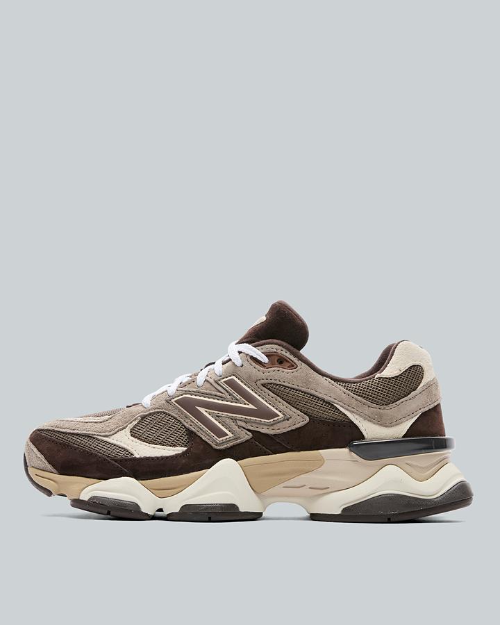 New Balance 9060 Trainer Brown Size: 8 - Footasylum