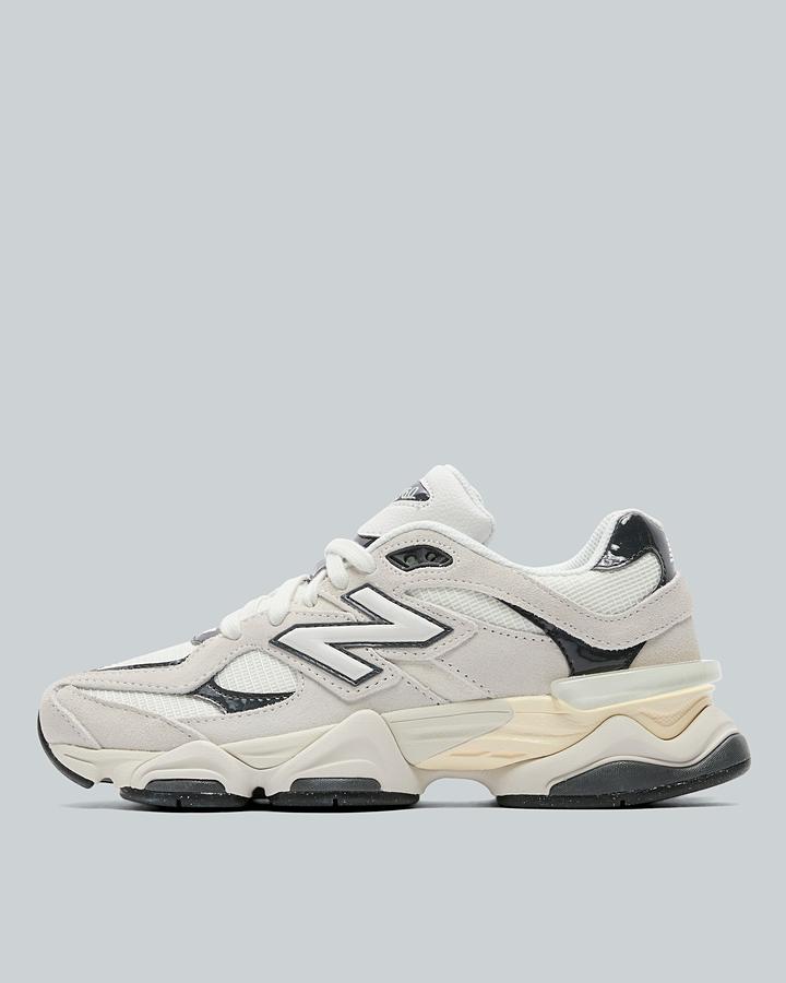 New Balance Womens 9060 Trainer White, Women's size: 5.5, FootAsylum