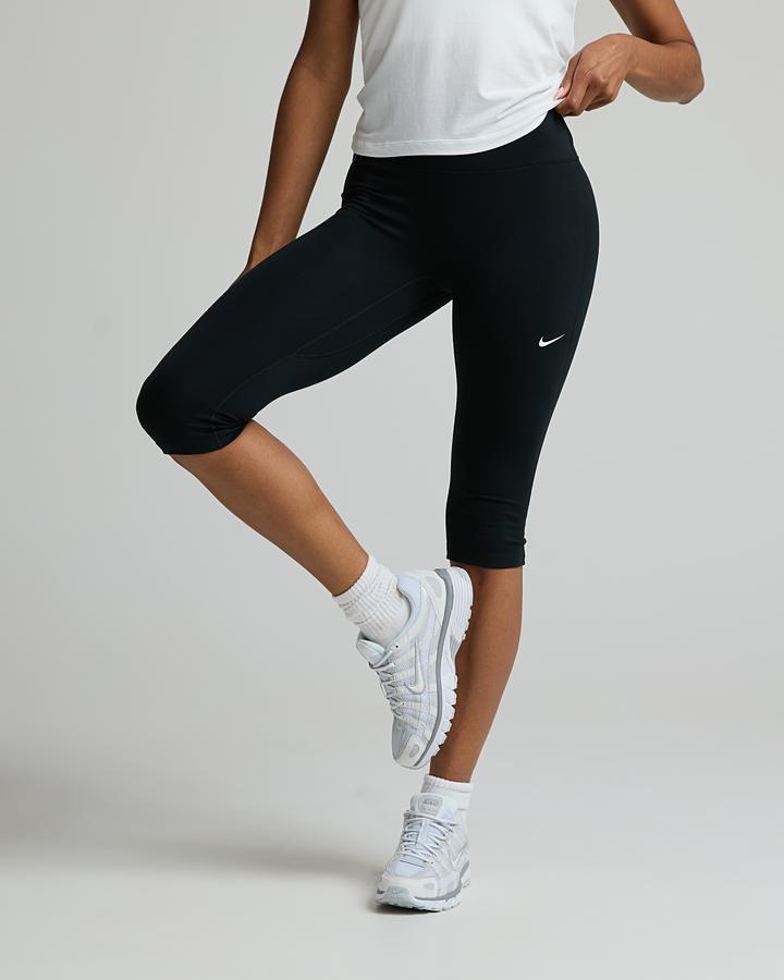 Nike Womens One Dri-Fit High-Rise Capri Legging Black, Women's size: XL, FootAsylum