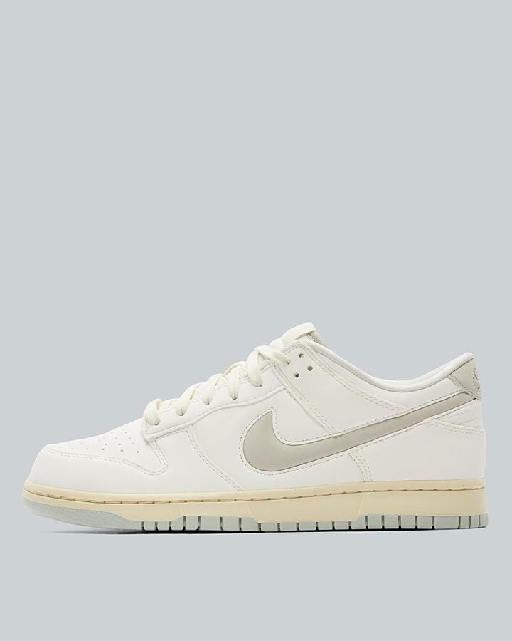 Nike Dunk Low Trainer White, Men's size: 11.5, FootAsylum