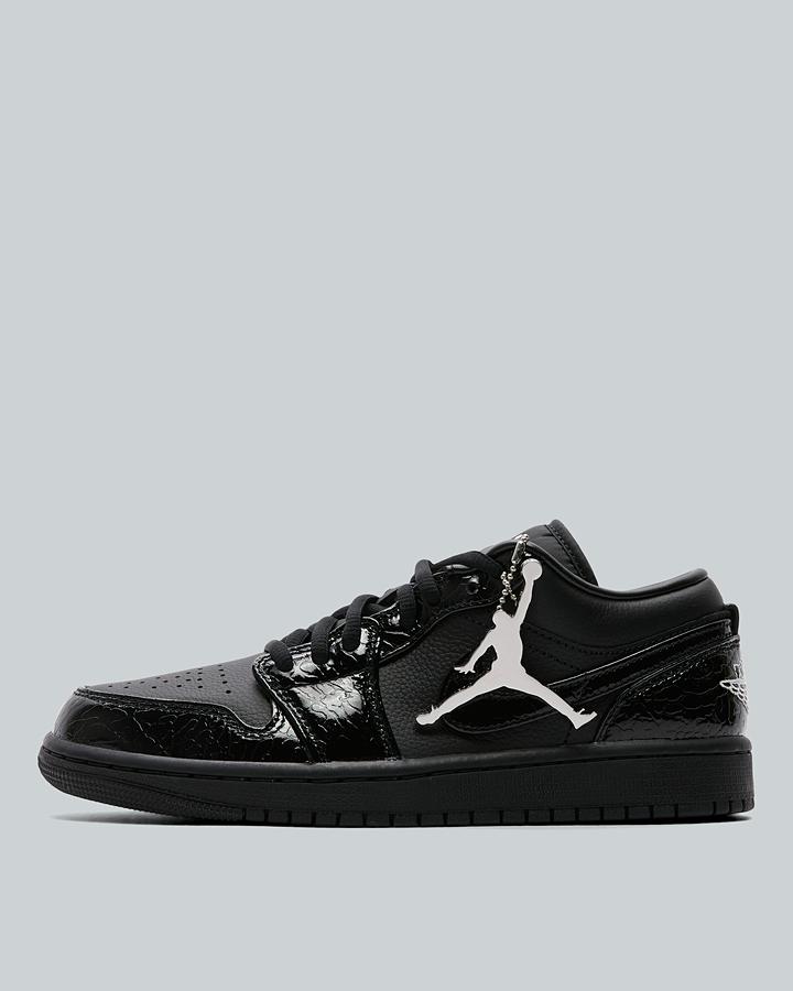 Jordan Womens Air 1 Low Trainer Black, Women's size: 7, FootAsylum