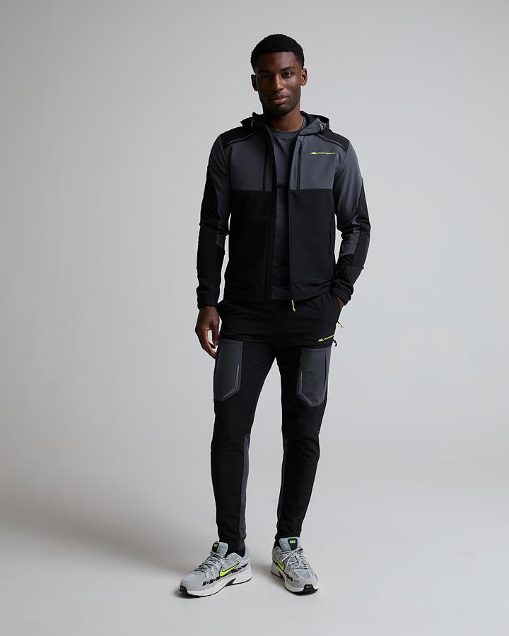 Monterrain Orbit Woven Running Pant - Black