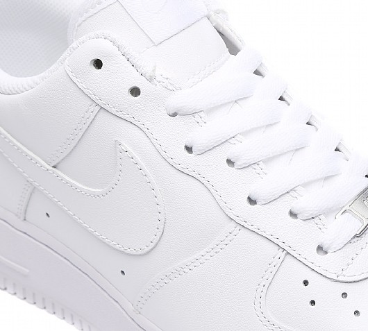 nike air force low trainer