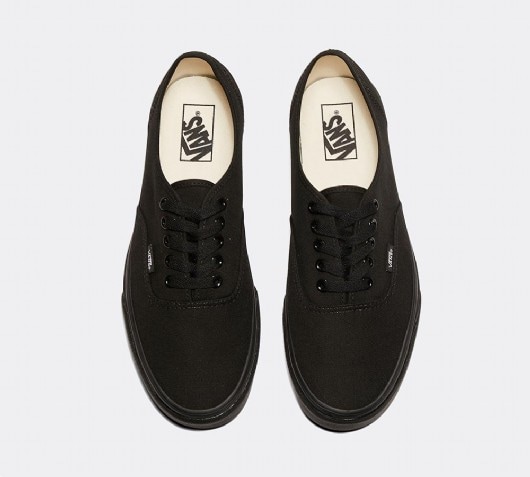 vans classic authentic black trainers