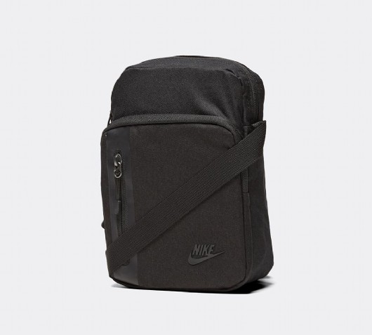 nike core small items 3.0 black