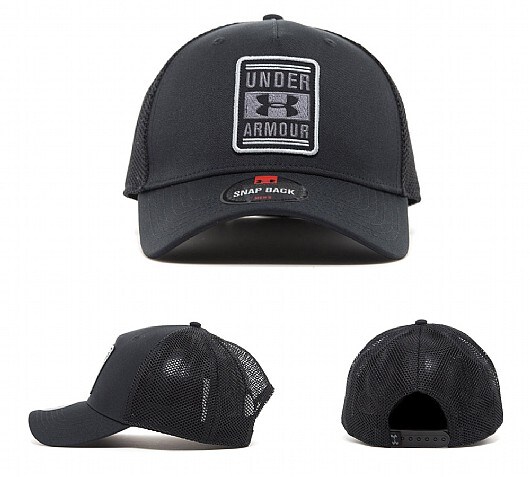 Under Armour Low Crown Trucker Cap