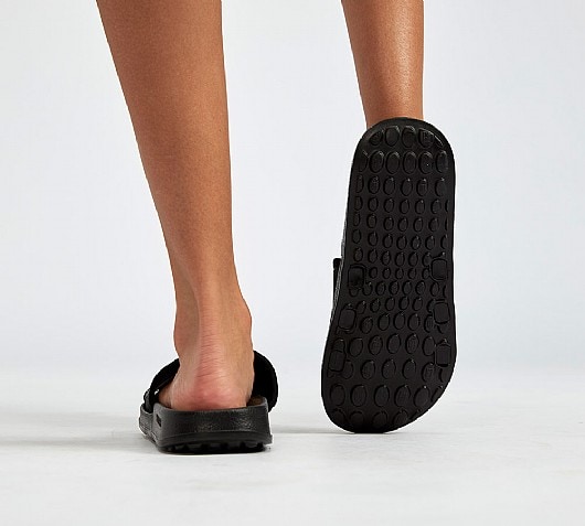 tommy hilfiger womens splash strap sandal