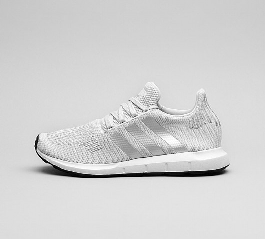 adidas Originals Womens Swift Trainer