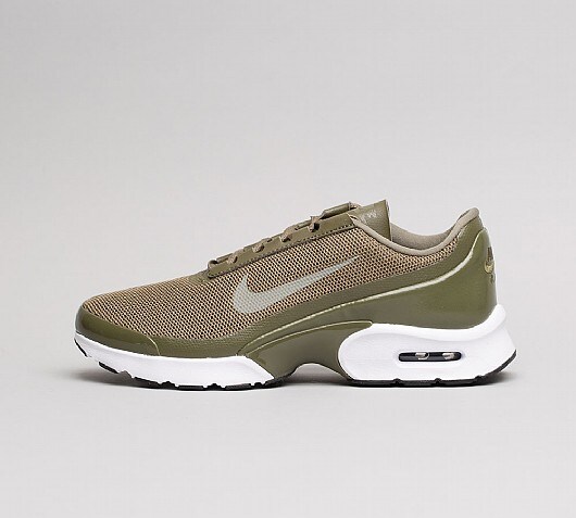 Nike Womens Nike Air Max Jewell Trainer