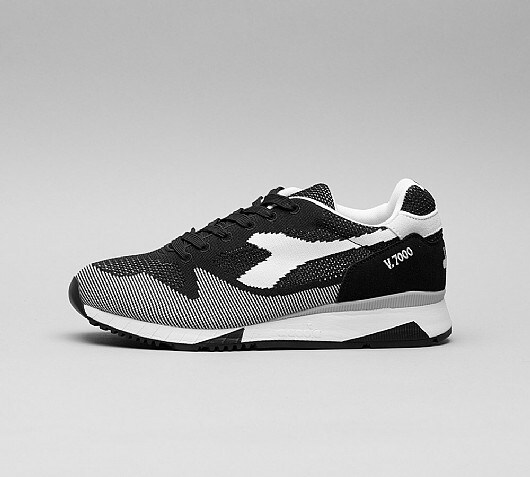 Diadora V7000 Weave Trainer