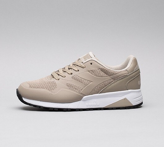 Diadora N902 MN Trainer