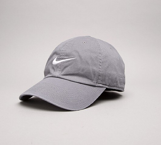 Nike Swoosh Curved Visor Cap