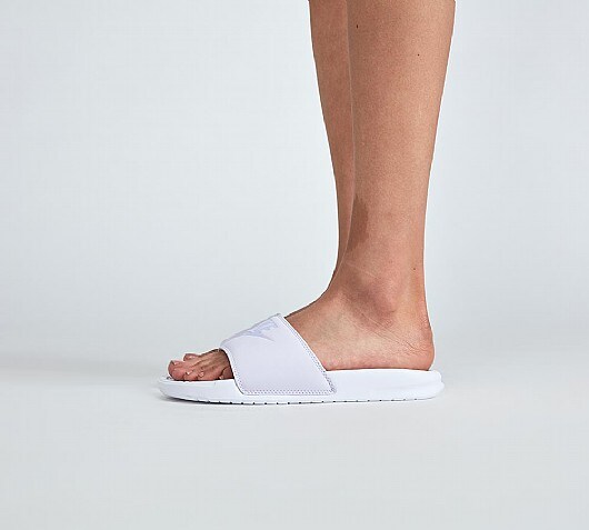 Nike Womens Benassi Slide Sandal