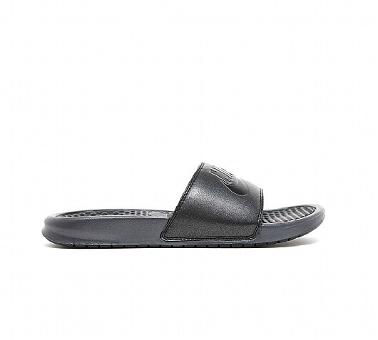 footasylum nike sliders