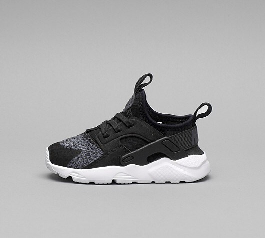 Nike Nursery Huarache Run Ultra SE Trainer