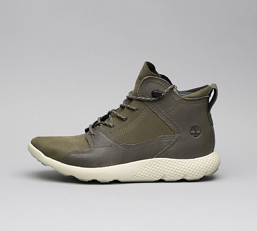 timberland flyroam boots