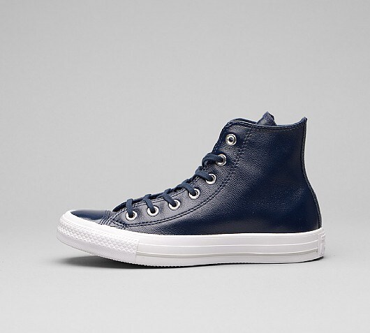 Converse Womens Chuck Taylor All Star Crinkled Patent Leather Trainer