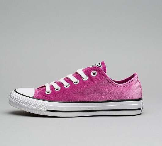Converse Womens Chuck Taylor All Star Ox Velvet Trainer