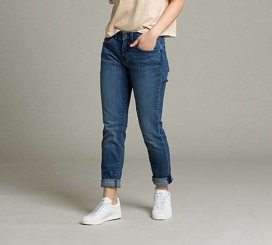 Calvin Klein Jeans Womens Mid Rise Skinny Jean