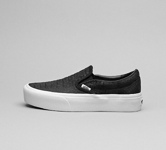 Vans Womens Classic Slip On Platform Trainer