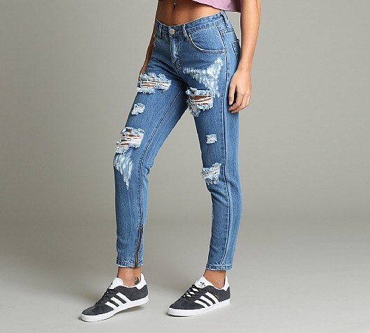 Glamorous Womens Distressed Jean