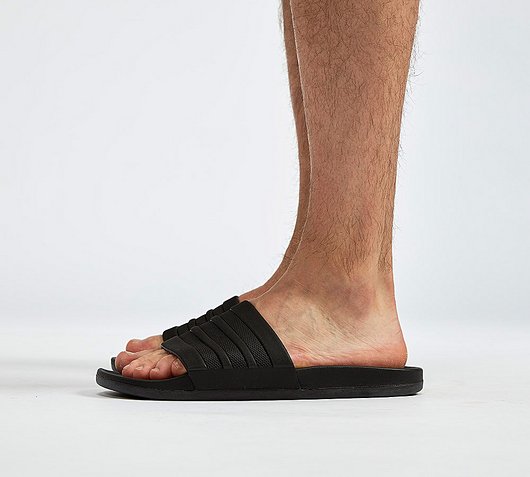 adilette cloudfoam plus mono slides black