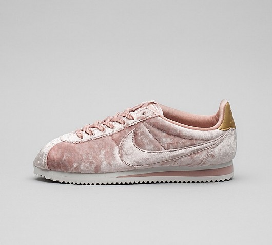 nike classic cortez velvet nike classic cortez velvet