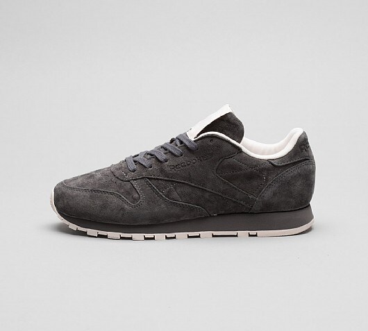 Reebok Womens Classic Leather Tonal Nubuck Trainer