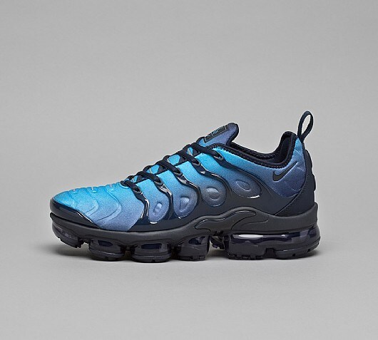 Nike Air VaporMax Plus Trainer | Obsidian / Photo Blue | Footasylum