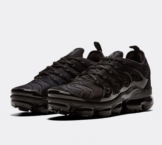 footasylum nike vapormax plus