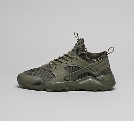 Nike Junior Air Huarache Run Ultra SE Trainer