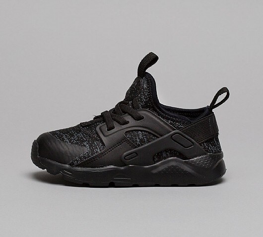 Nike Nursery Huarache Run Ultra SE Trainer