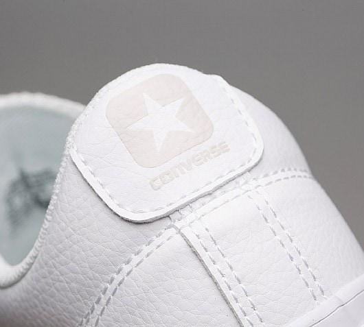 converse white star player trainers