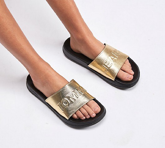 Tommy Hilfiger Womens Metallic Pool Slide
