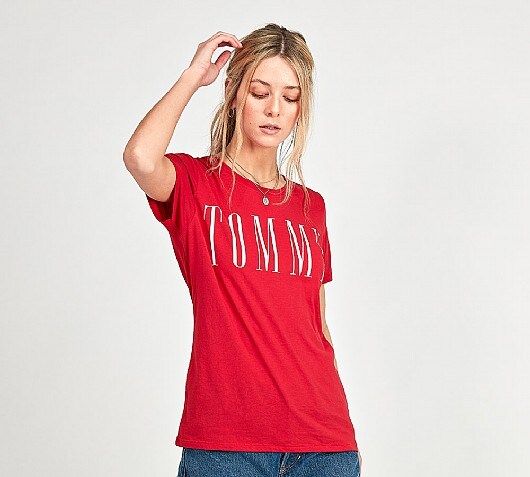 Tommy Jeans Womens Clean Logo T-Shirt