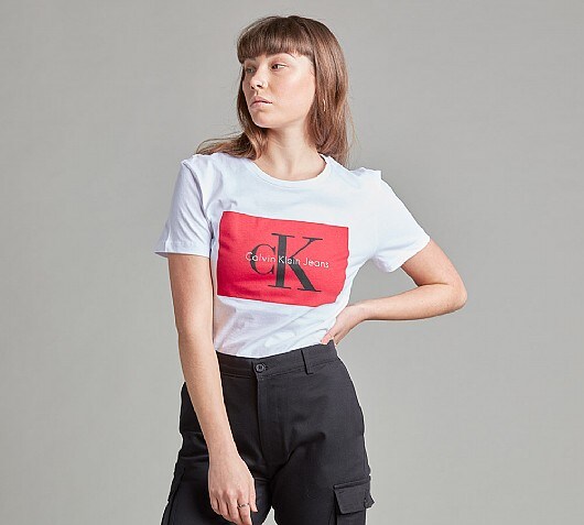 Calvin Klein Jeans Womens Tanya Box Logo T-Shirt