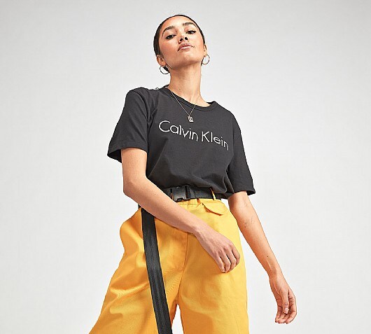 Calvin Klein Womens Crew Neck T-Shirt