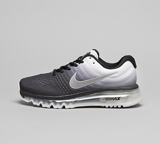 Nike Junior Air Max 2017 Trainer