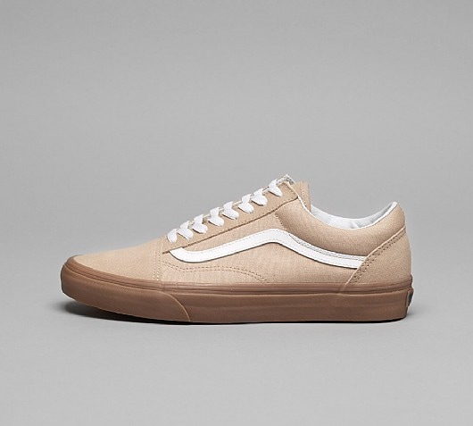vans old skool trainers in beige vans old skool trainers in beige