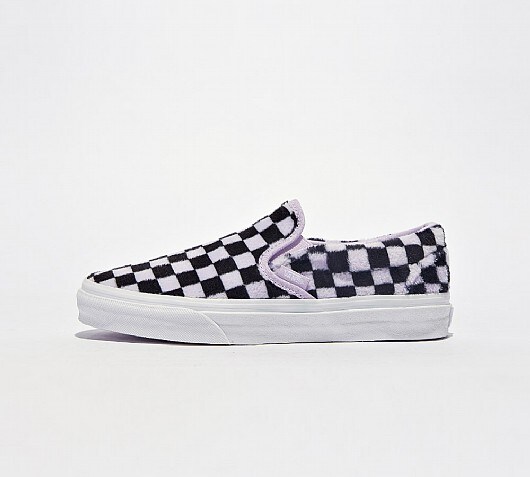 Vans Womens Classic Slip On Furry Trainer