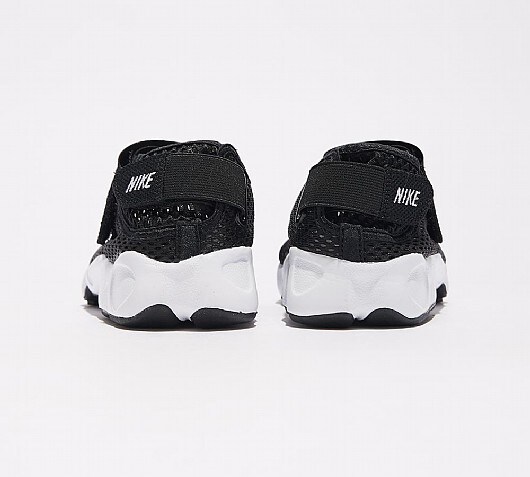nike rift trainers junior