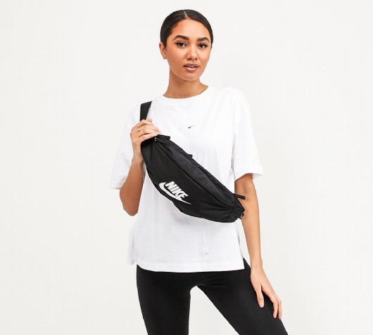 Nike Heritage Hip Pack | Black / White 
