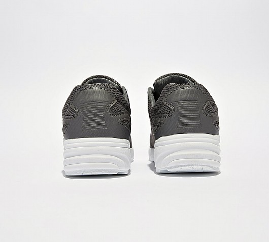 umbro clean tech runner trainer