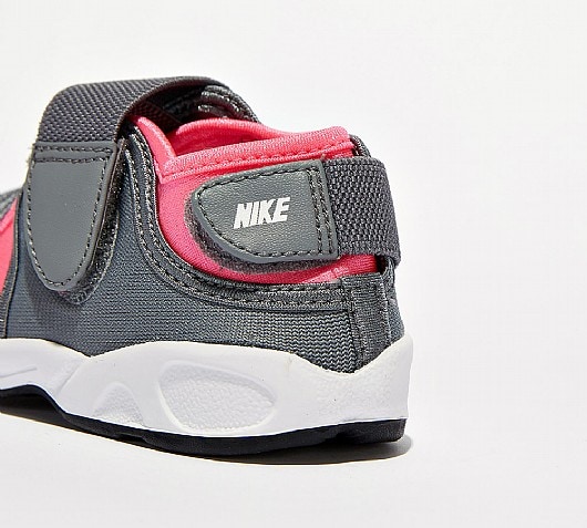 nike rift grey and pink
