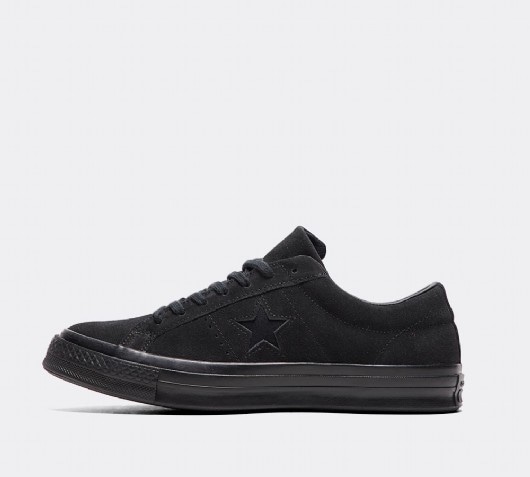 converse one star ox trainers in black