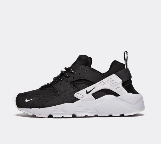 huaraches nike footasylum